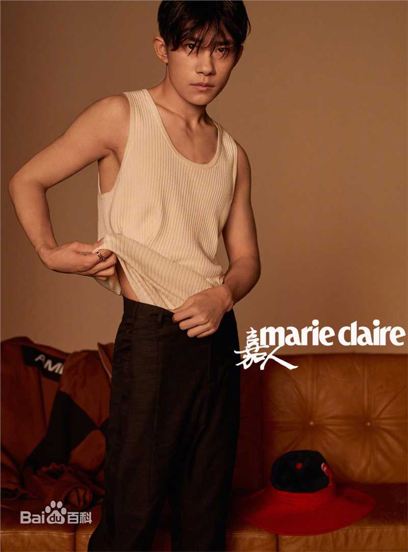 易烊千玺(Jackson)在《嘉人》中的