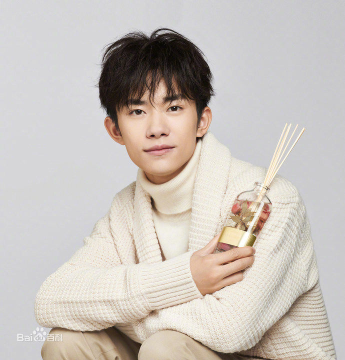 易烊千玺(Jackson)宣传高清海报图集