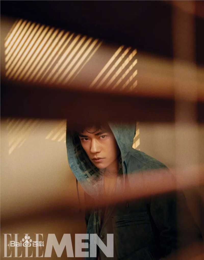 易烊千玺(Jackson)ELLE MEN睿士图片图集