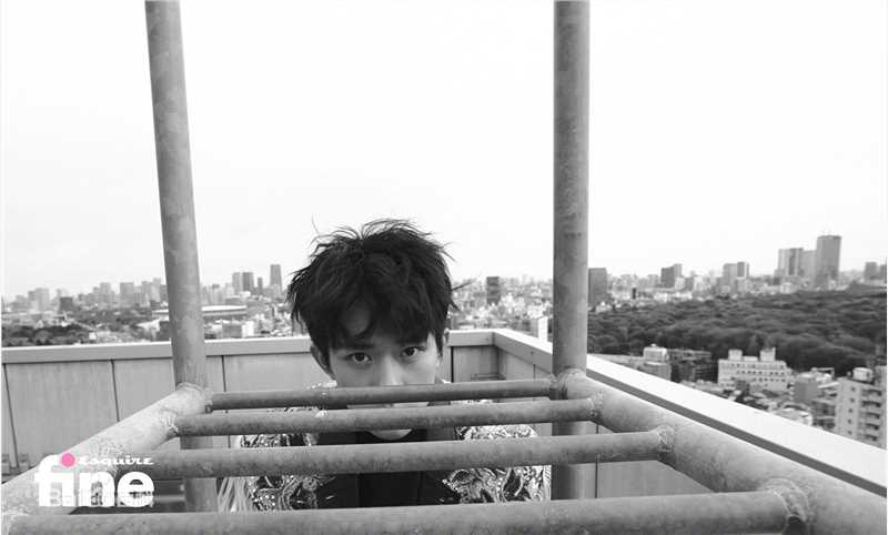 精选易烊千玺(Jackson)在《时尚先生Esquire·fine》中的图册