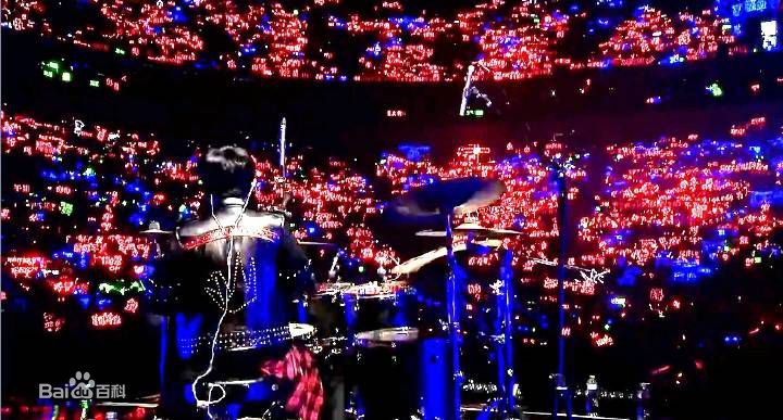 易烊千玺(Jackson)周年见面会性感图片图集