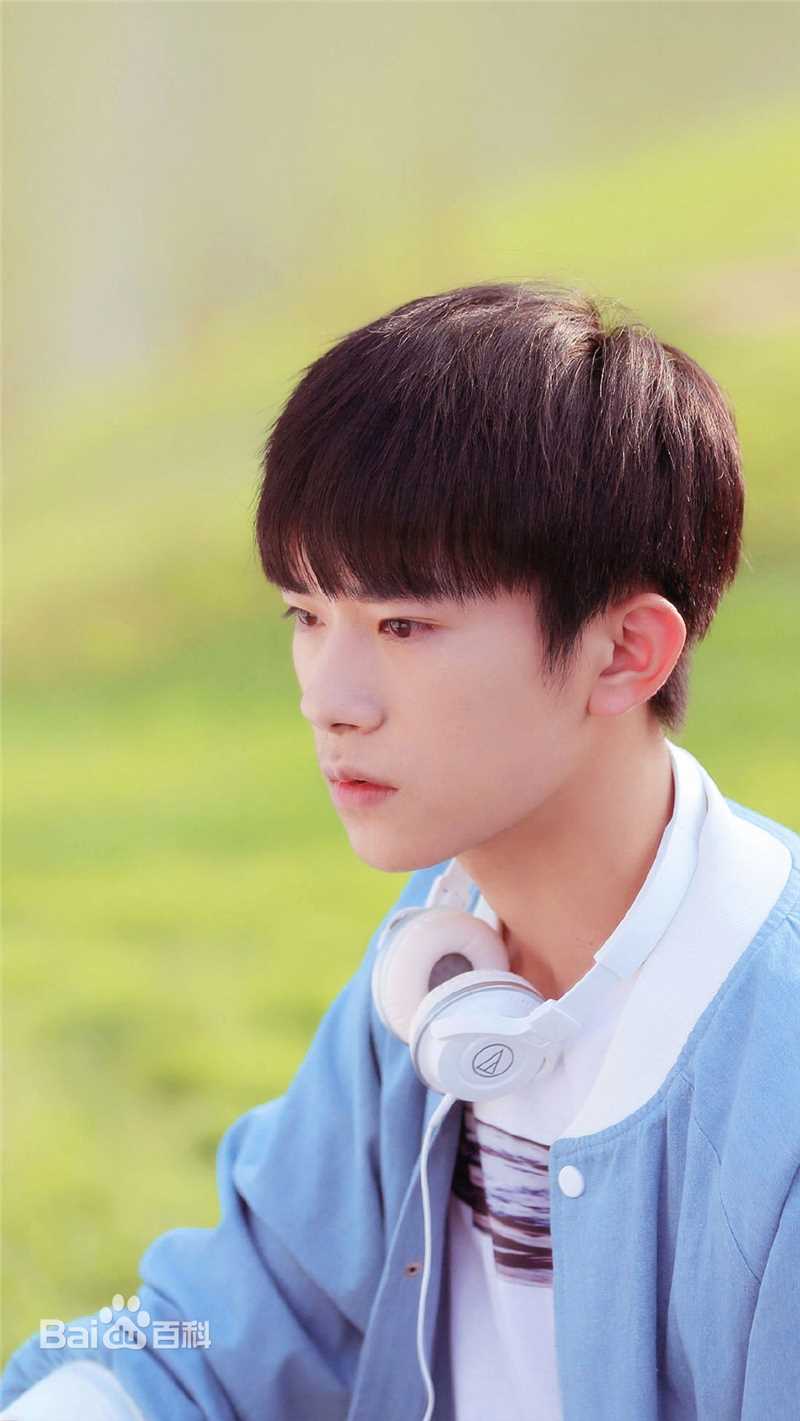 易烊千玺(Jackson)影视前后照片