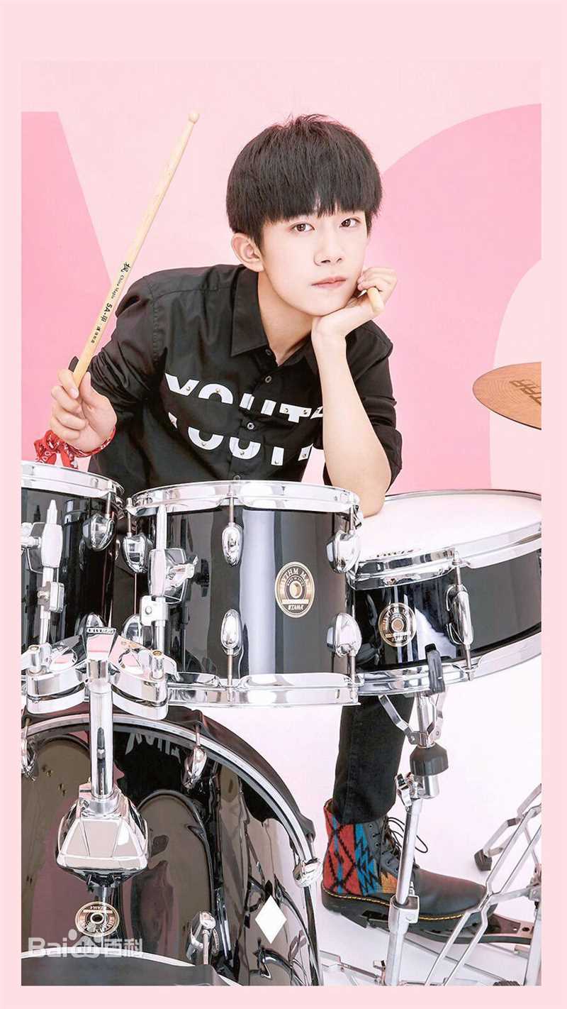 易烊千玺(Jackson)生写拍摄图册