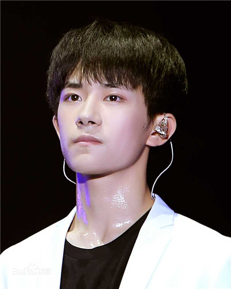 最优质易烊千玺(Jackson)生活照