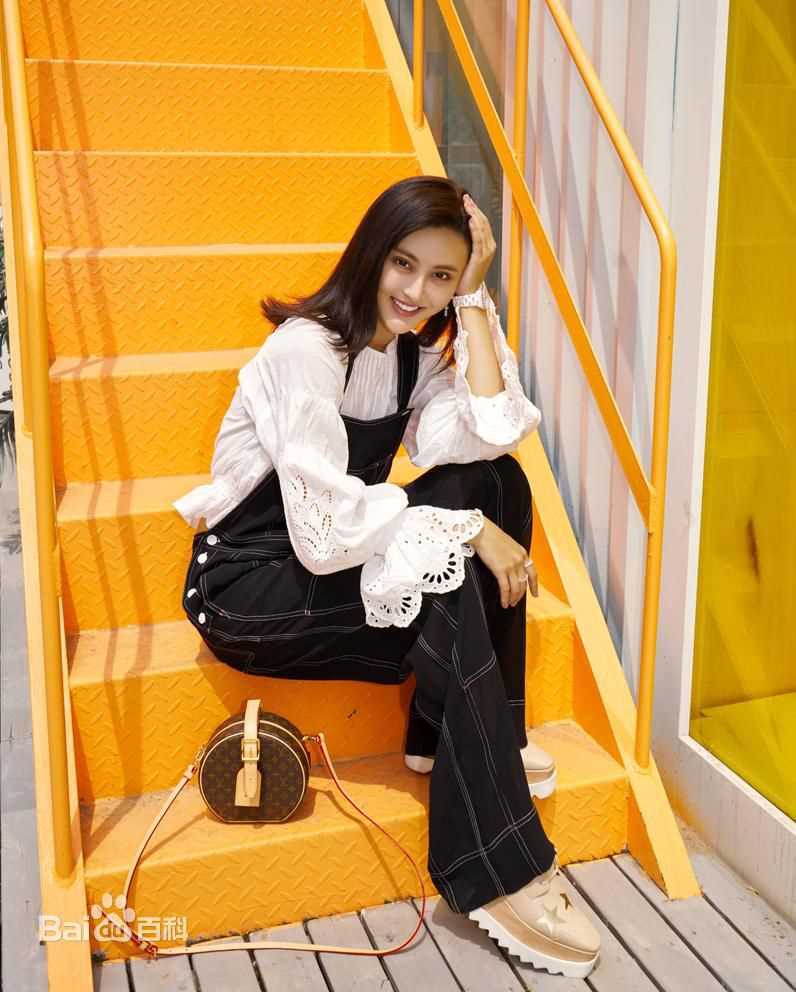 甘露最新街拍图集