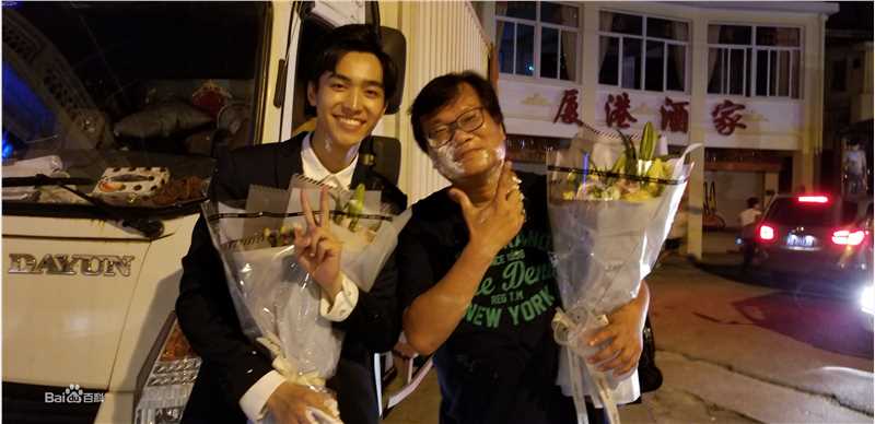 谭友业图册前后照片