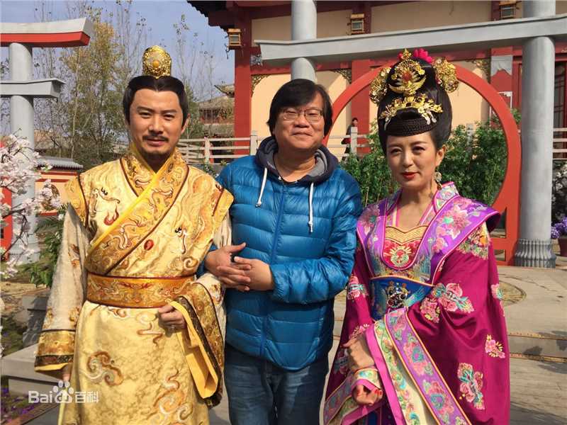 谭友业长安丽人图册