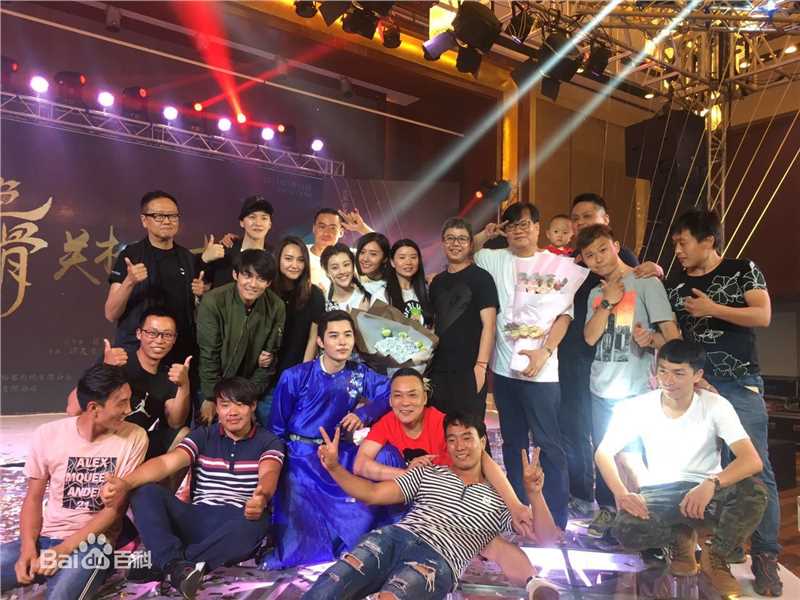 谭友业艳骨图片图集