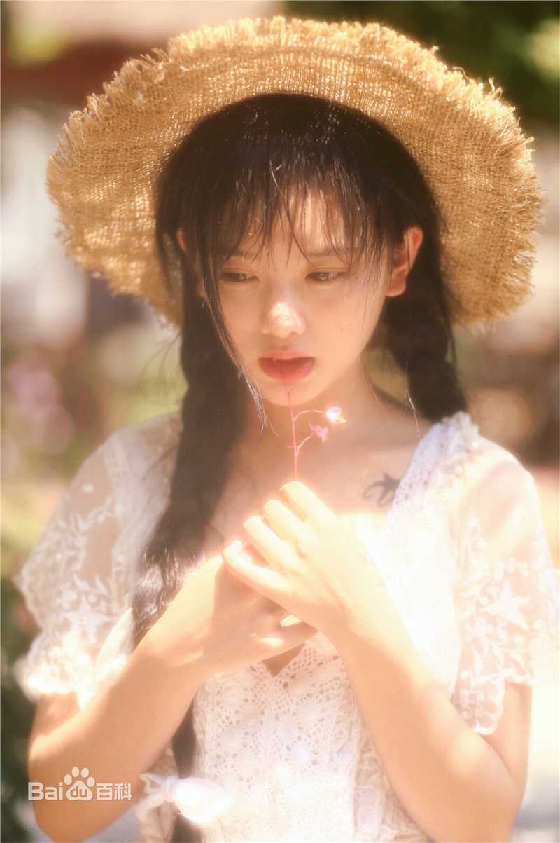 罗小伊(Royi)南笙图册