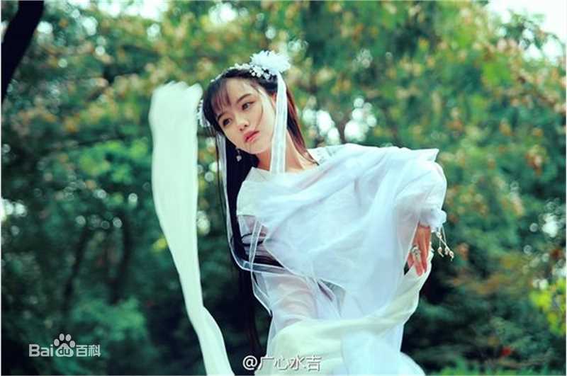 罗小伊(Royi)南笙图册