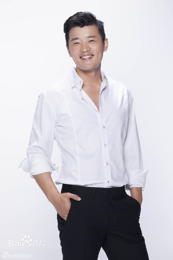 赵锦焘高清西装图集