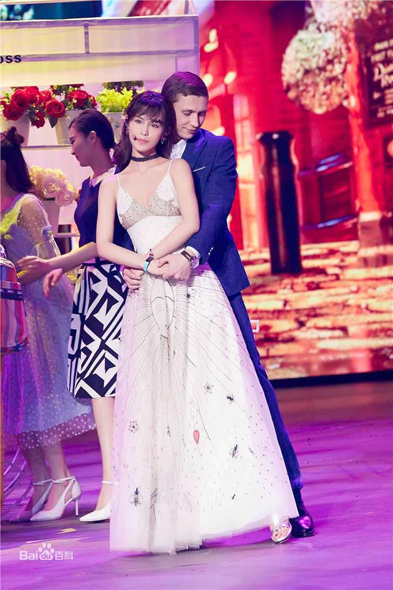 韩丹彤(dan tong Han)跨界歌王生活照