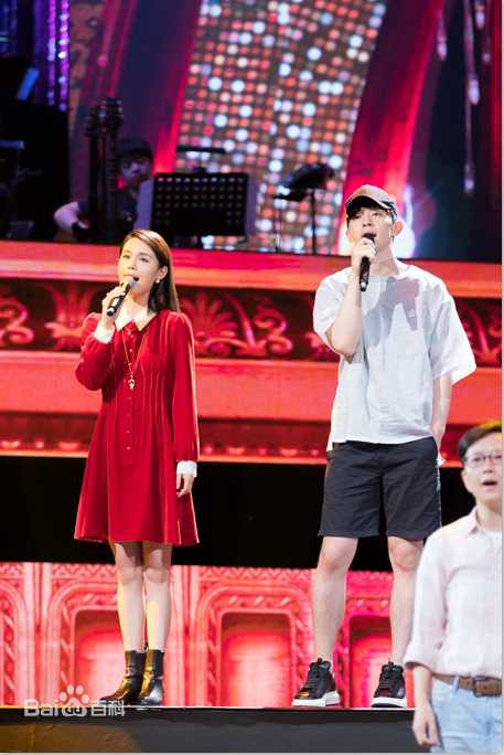 韩丹彤(dan tong Han)邓伦跨界歌王决赛神同步对唱前后照片