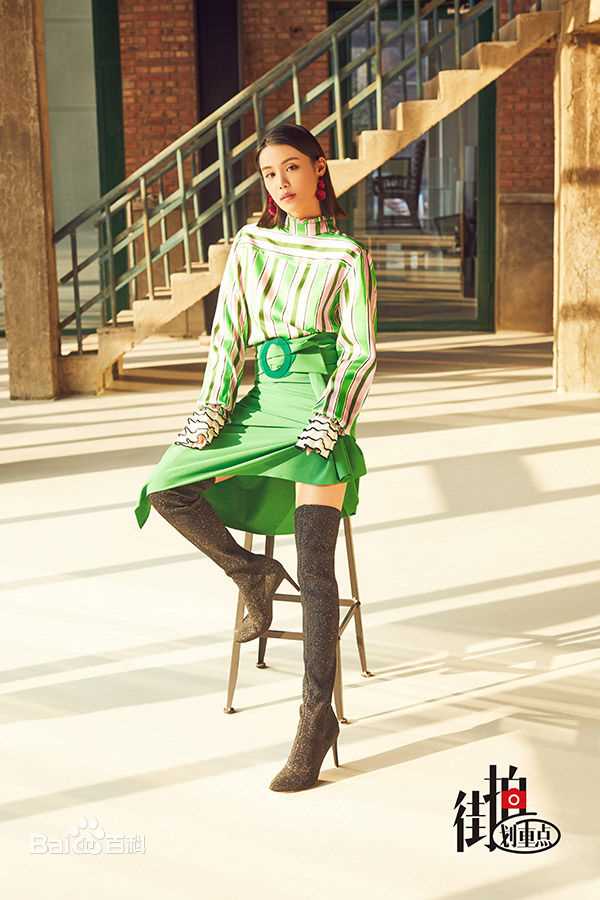 韩丹彤(dan tong Han)yoka街拍性感图片图集