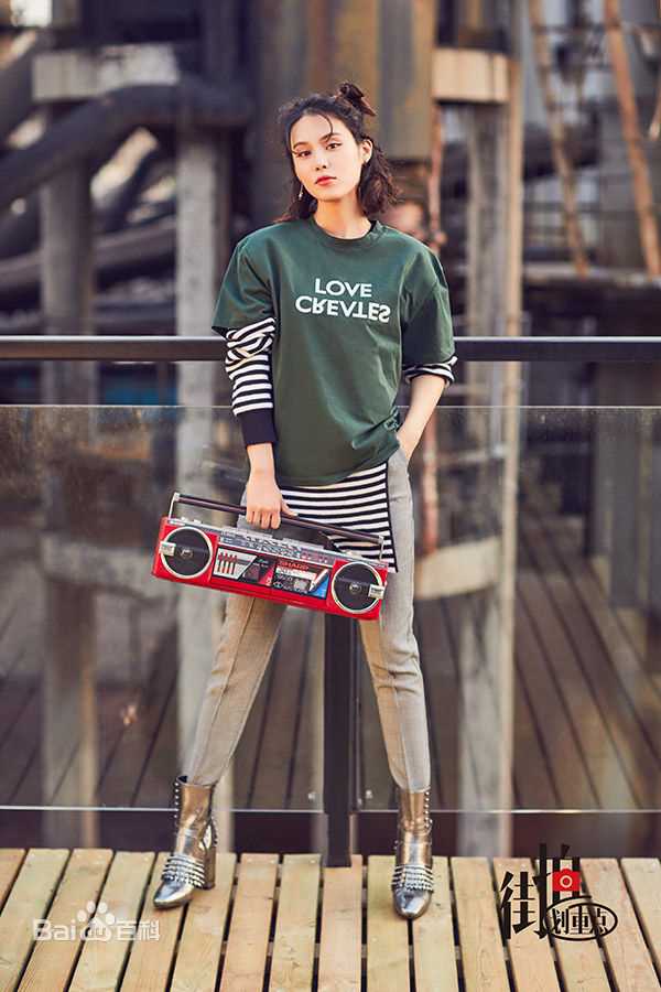 韩丹彤(dan tong Han)yoka街拍性感图片图集