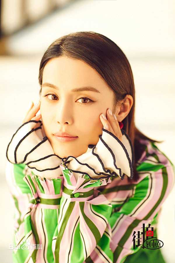 韩丹彤(dan tong Han)yoka街拍性感图片图集