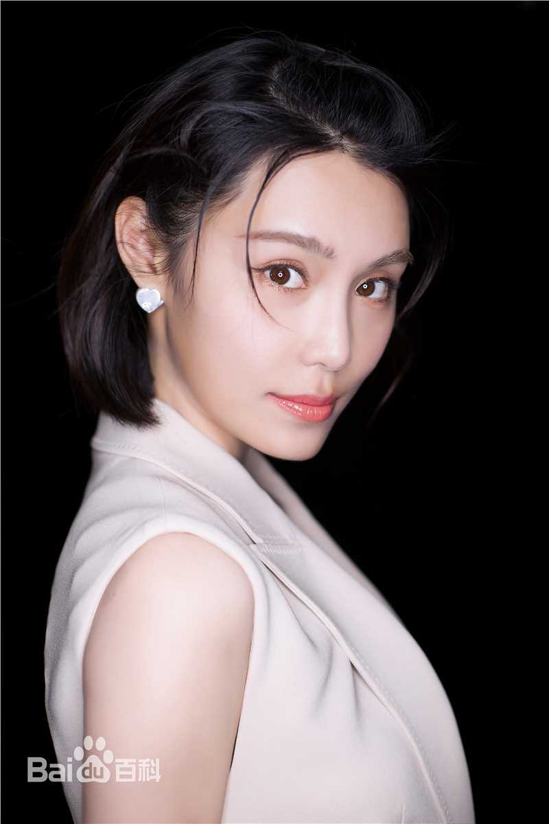 韩丹彤(dan tong Han)时尚活动前后照片