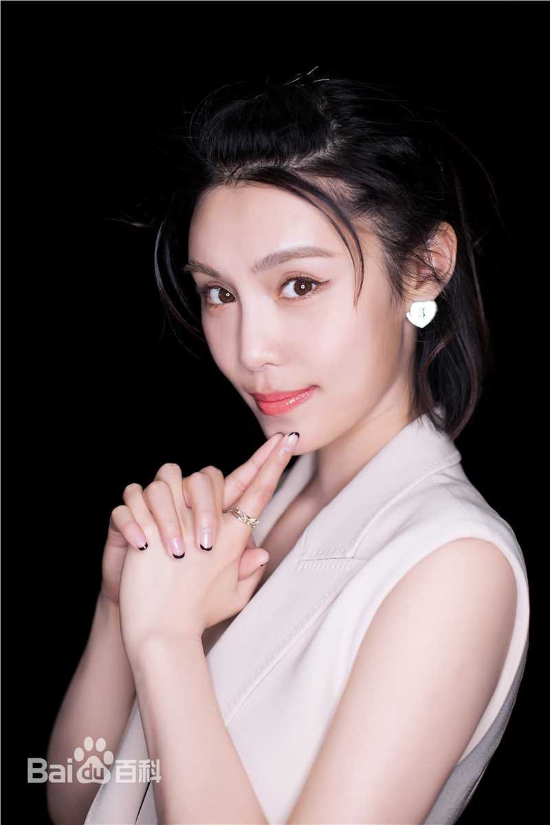 韩丹彤(dan tong Han)时尚活动前后照片