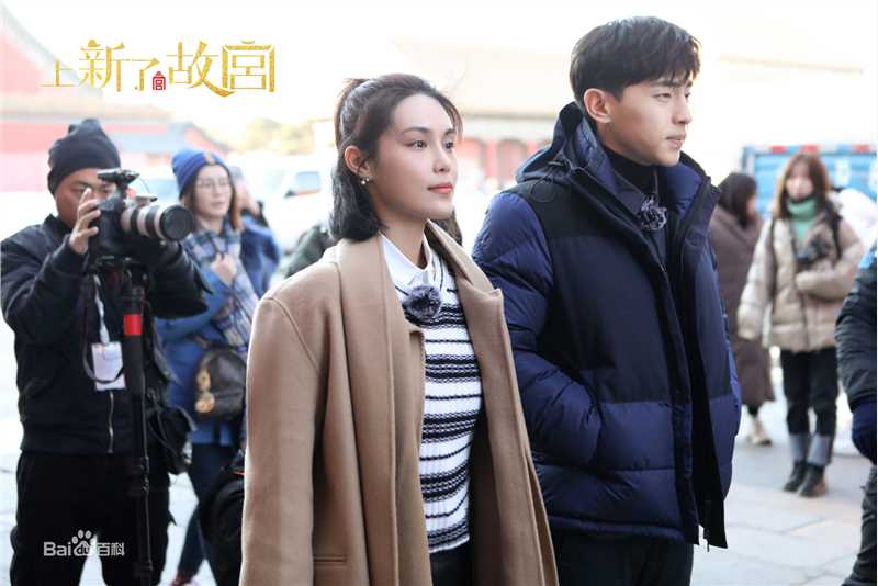 韩丹彤(dan tong Han)上新了故宫前后照片