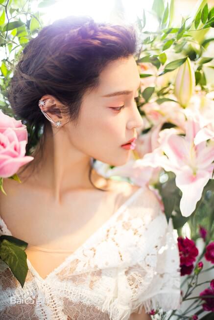 韩丹彤(dan tong Han)生活照素颜照相册