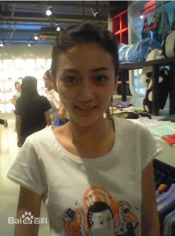 潘之琳(Feeling Pan)生活照图册