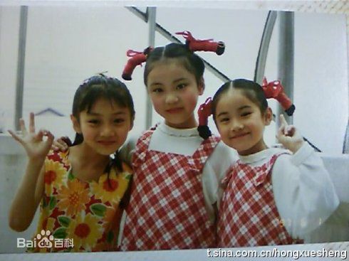 潘之琳(Feeling Pan)的童年时代性感图片图集