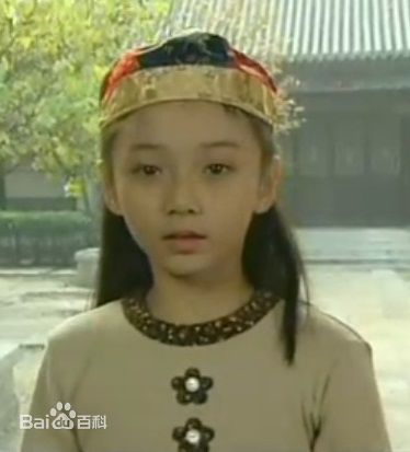 潘之琳(Feeling Pan)的童年时代性感图片图集