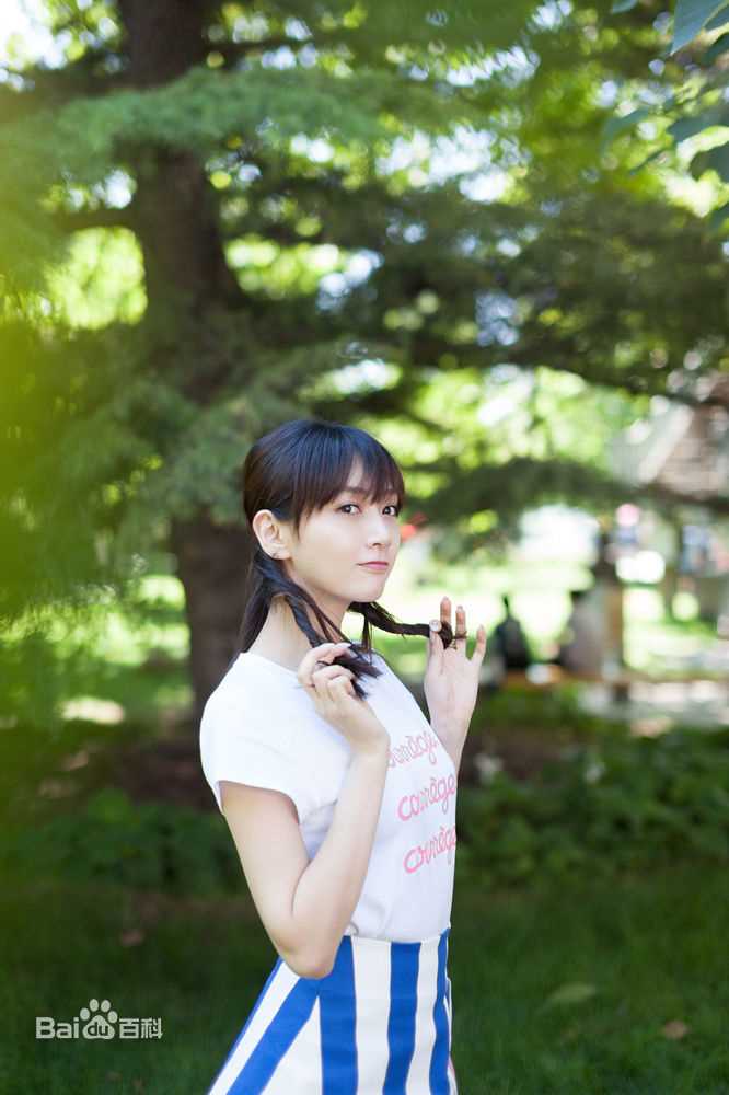 潘之琳(Feeling Pan)之琳的大学生活壁纸壁纸