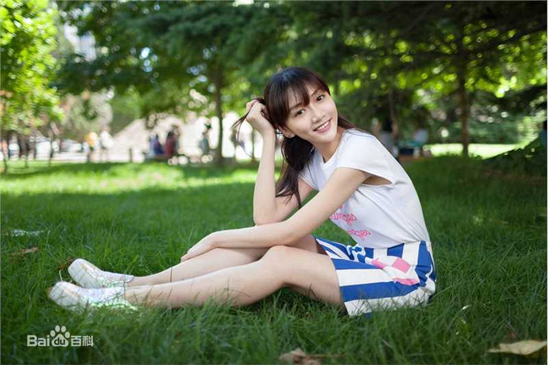 潘之琳(Feeling Pan)之琳的大学生活壁纸壁纸