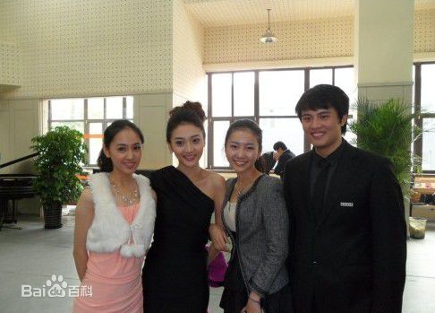 潘之琳(Feeling Pan)参加北电60周年校庆活动素颜照相册