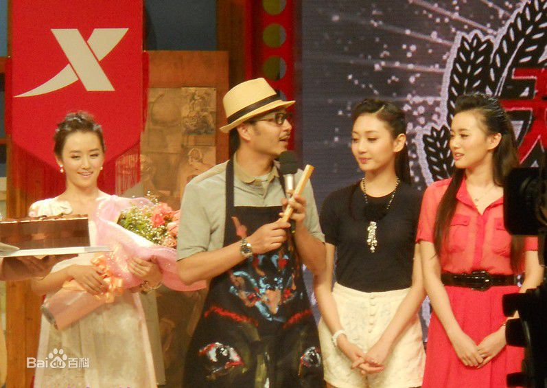 高清潘之琳(Feeling Pan)在2011年6月1日参加《天天向上》中的图集