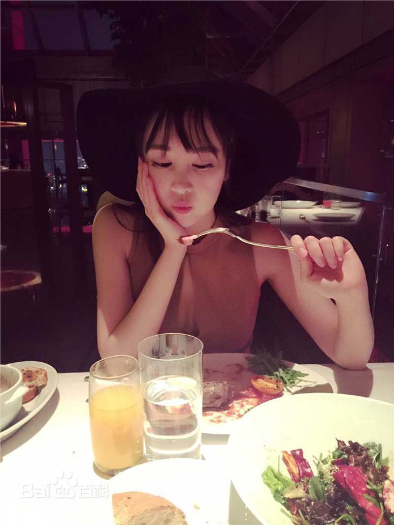 袁菲个人生活生活照相册