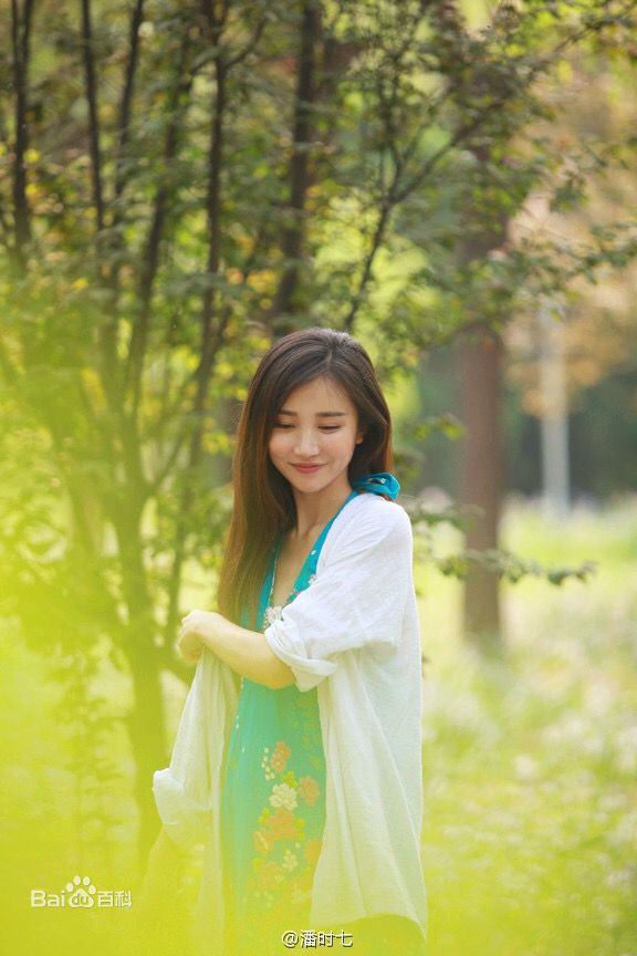 潘时七(Sookie)生活照性感图片壁纸