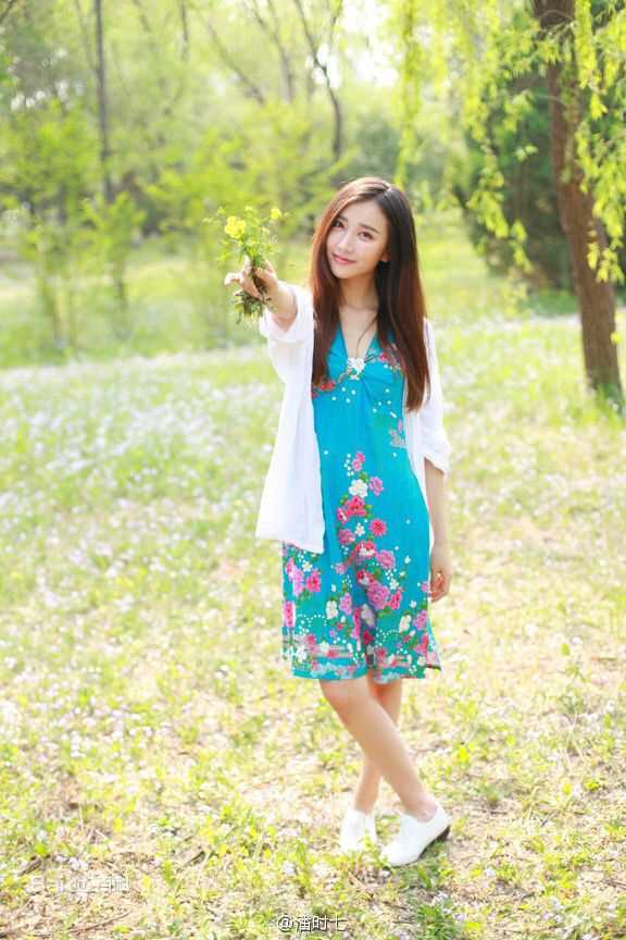 潘时七(Sookie)生活照性感图片壁纸