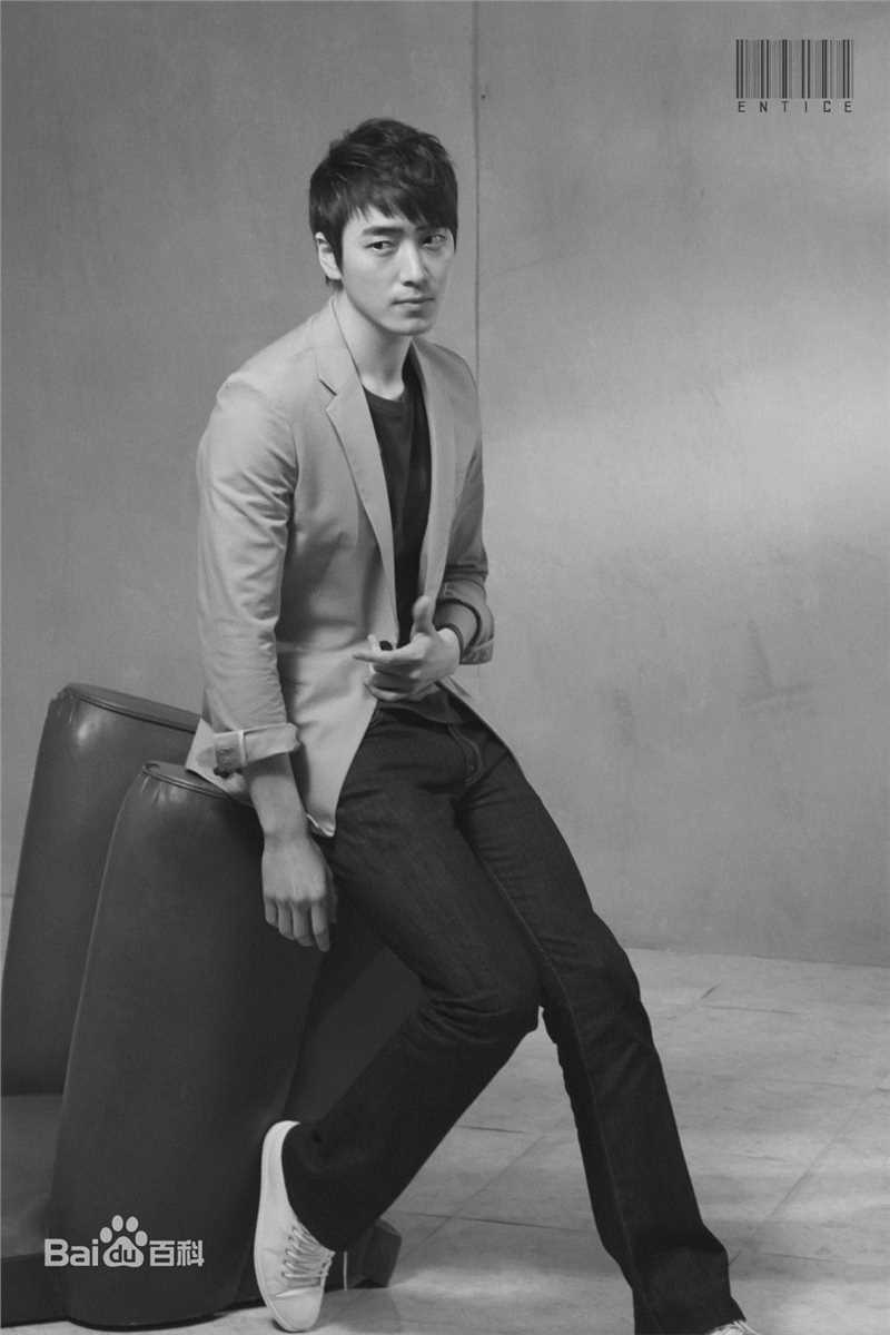 精选李浚赫(Lee Jun Hyuk、イ ジュンヒョク)李俊赫精彩图册