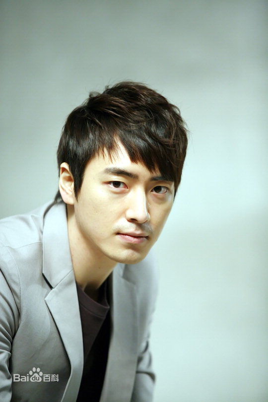 精选李浚赫(Lee Jun Hyuk、イ ジュンヒョク)李俊赫精彩图册