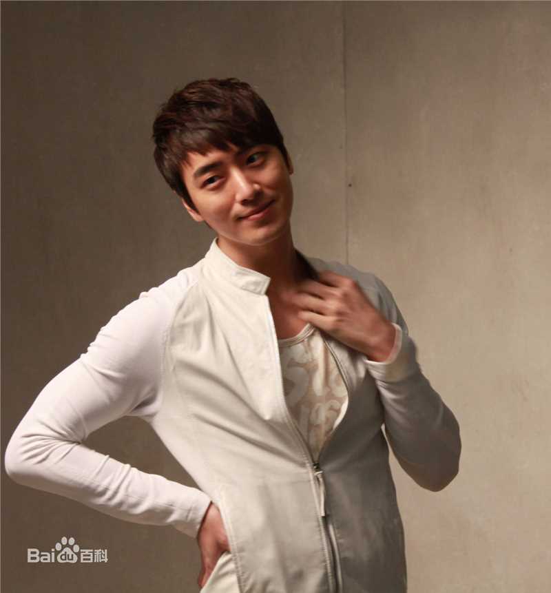 精选李浚赫(Lee Jun Hyuk、イ ジュンヒョク)李俊赫精彩图册