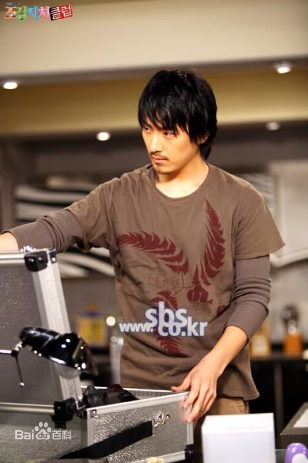 精选李浚赫(Lee Jun Hyuk、イ ジュンヒョク)李俊赫精彩图册