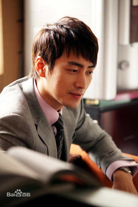 精选李浚赫(Lee Jun Hyuk、イ ジュンヒョク)李俊赫精彩图册