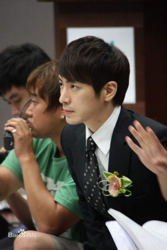 精选李浚赫(Lee Jun Hyuk、イ ジュンヒョク)李俊赫精彩图册