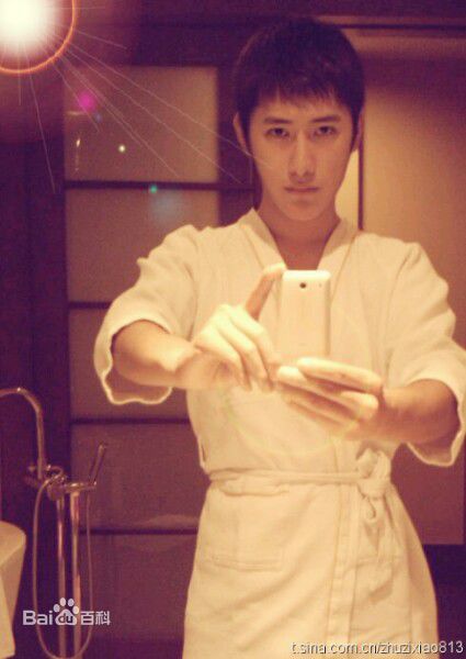 高清朱梓骁(Peer)图片