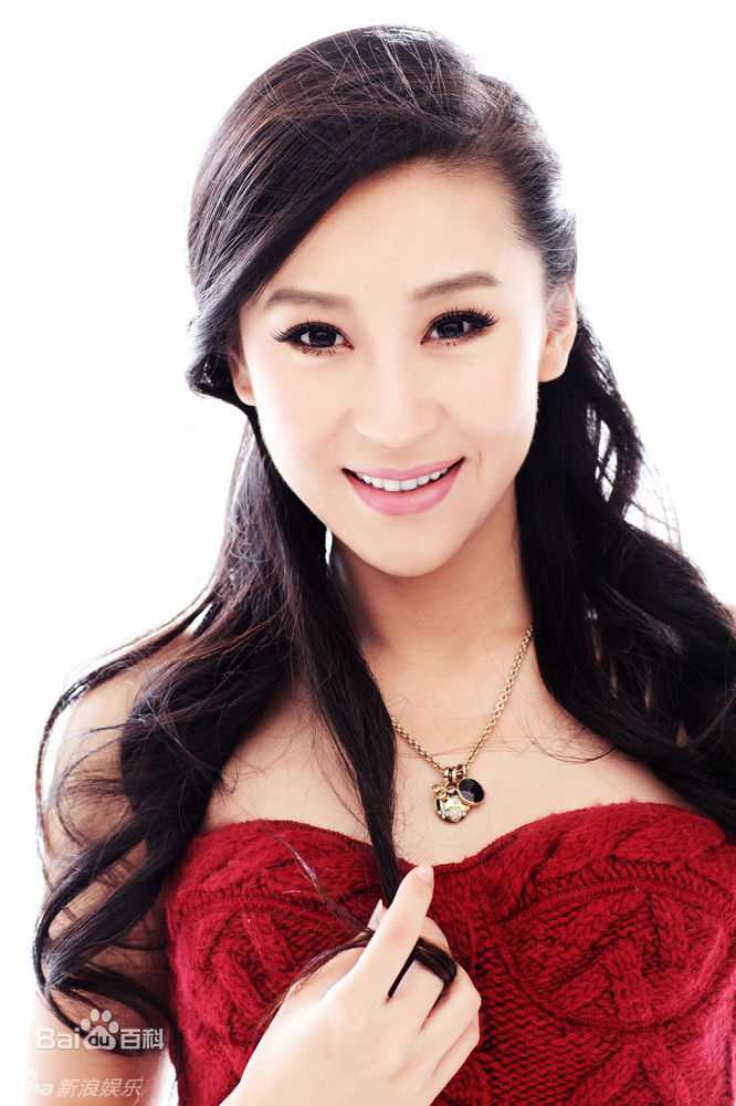 苗圃精选民族服饰图册