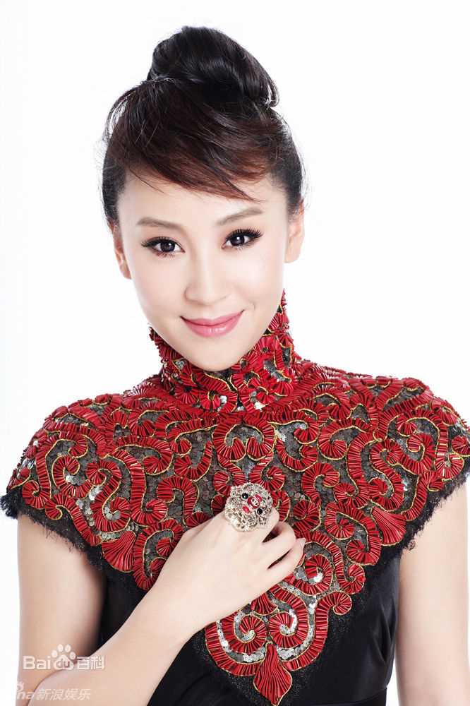 苗圃精选民族服饰图册