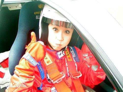 苗圃滑雪前后照片