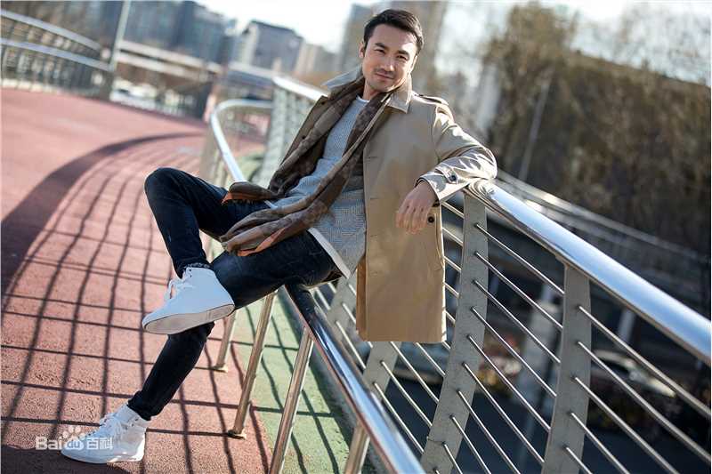 宋禹最优质风衣