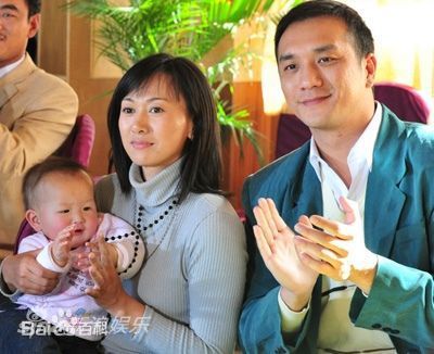 最新齐襄在《再回首》 花絮中的图集