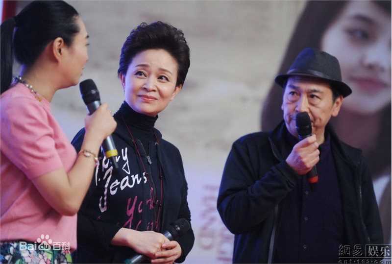 毕彦君在《左手亲情右手爱》发布会中的