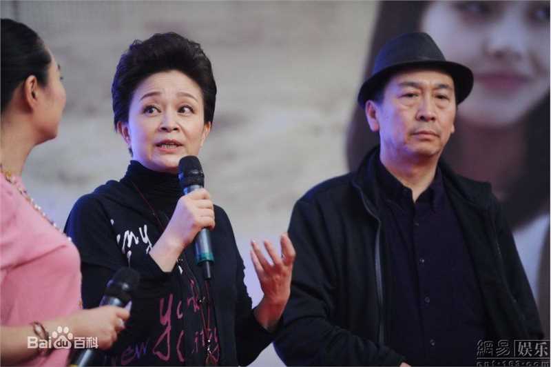 毕彦君在《左手亲情右手爱》发布会中的