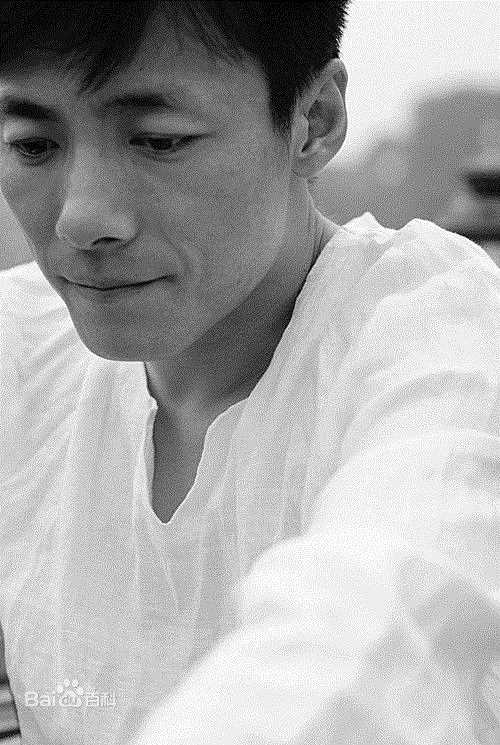 祖峰(Zu Feng)祖锋生活照壁纸壁纸