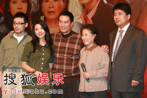 最新祖峰(Zu Feng)性感图片